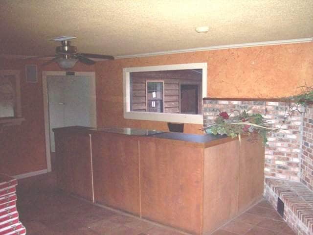 More Photos Of 4161 Hwy 62 SW, Mountain Home Restaurant For Sale