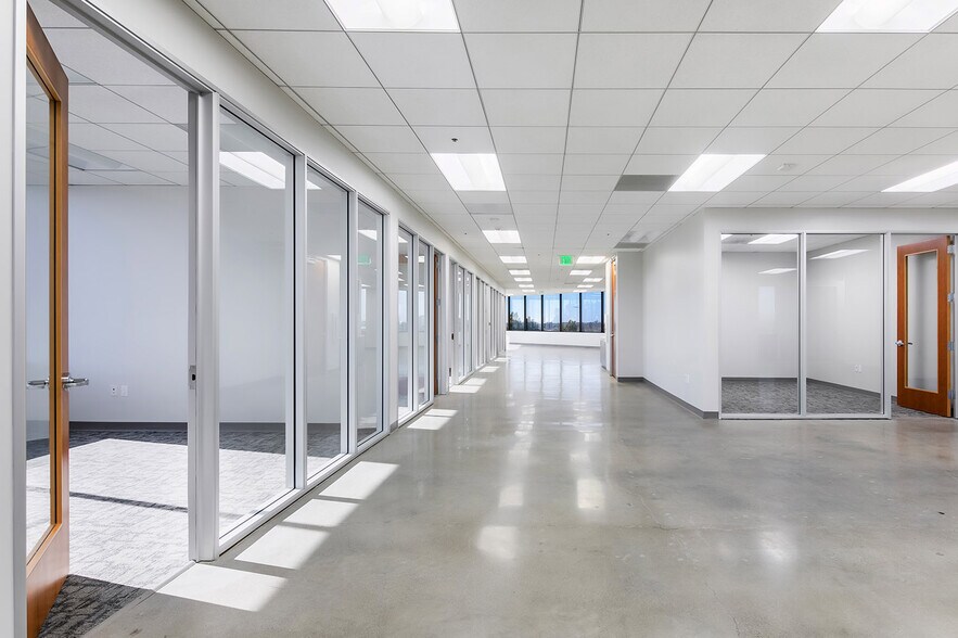 More Photos Of 4590 MacArthur Blvd, Newport Beach Office For Sale