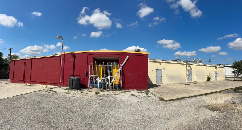 More Photos Of , San Antonio General Retail For Sale