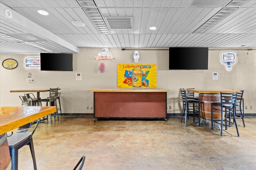 More Photos Of 315 5th St, Marysville Loft Creative Space For Sale
