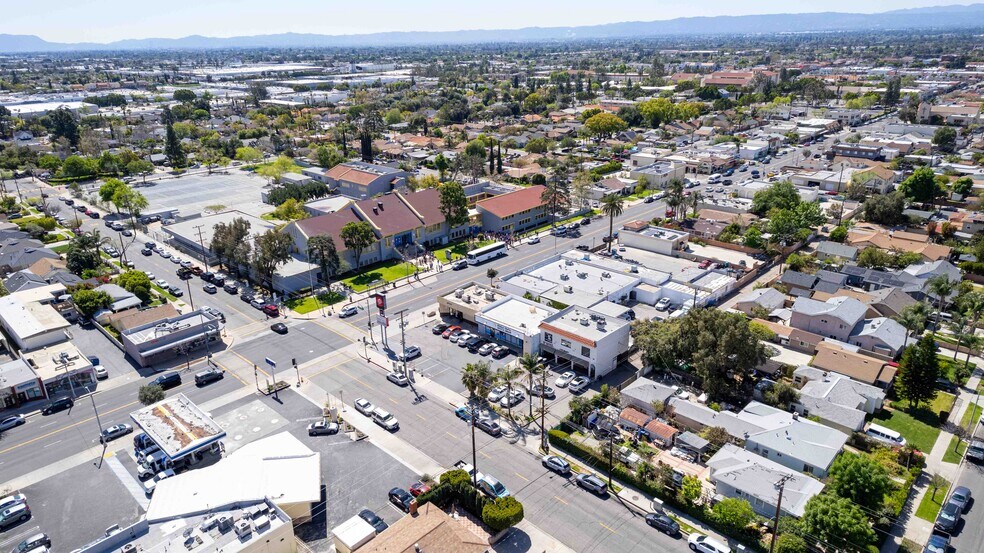 More Photos Of 1108 5th St, San Fernando Storefront Retail Office For Sale