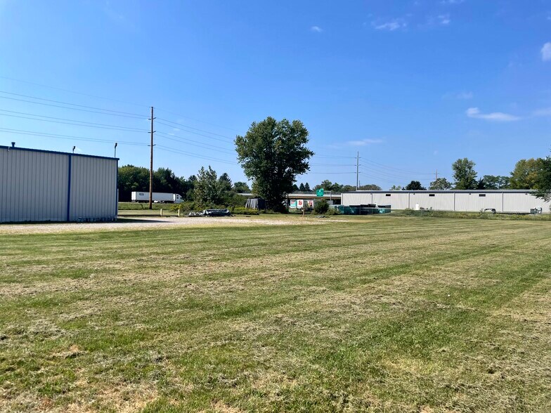 More Photos Of 2385 Old Selma Rd, Springfield Industrial For Lease