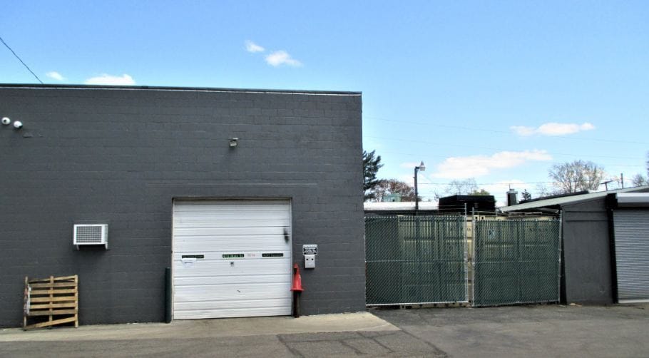 More Photos Of 484 Main St, Battle Creek Freestanding For Sale