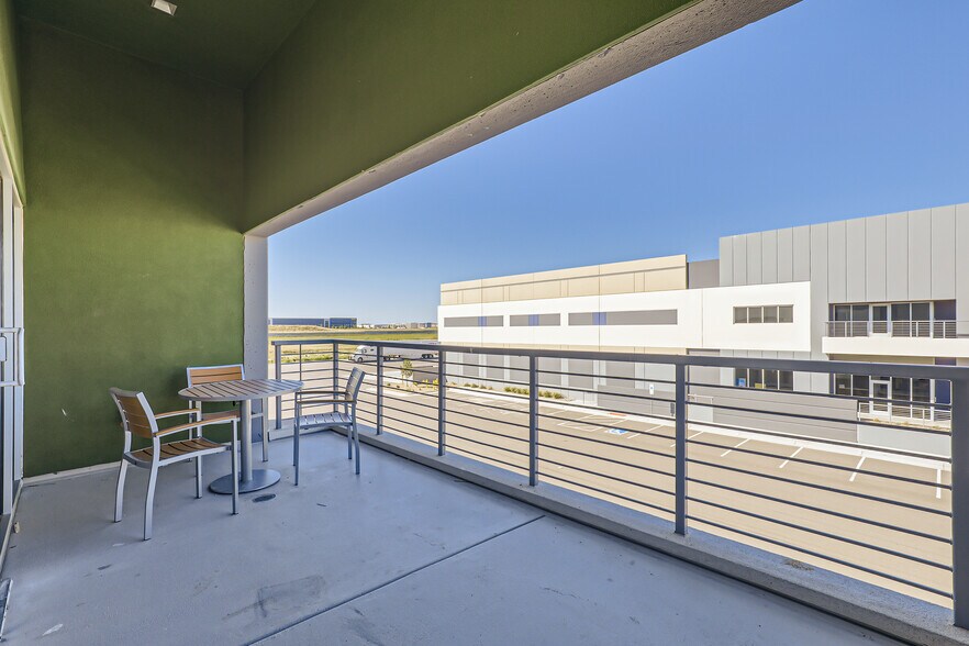 More Photos Of 26100-26120 E 68th Ave, Aurora Warehouse For Lease