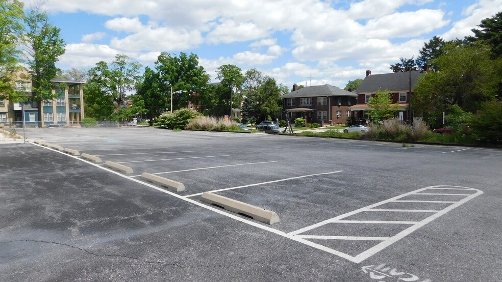 More Photos Of 601 Madison Ave, York Schools For Sale