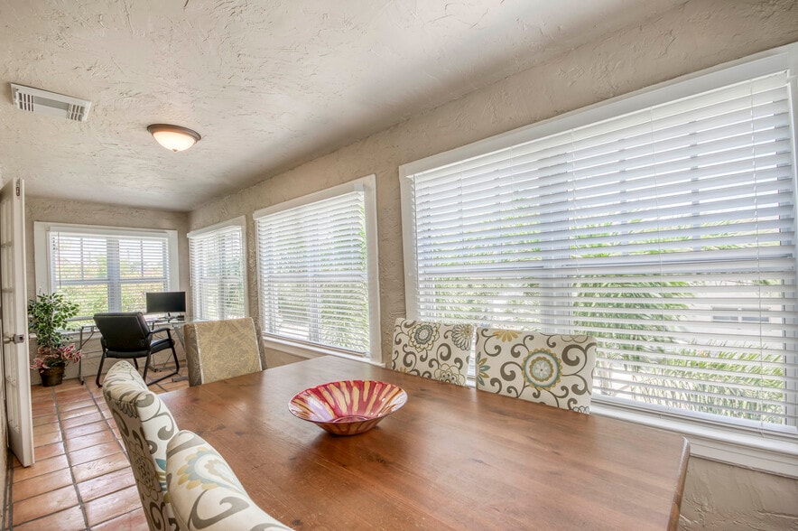 More Photos Of 130 S Ocean Breeze, Lake Worth Beach Apartments For Sale