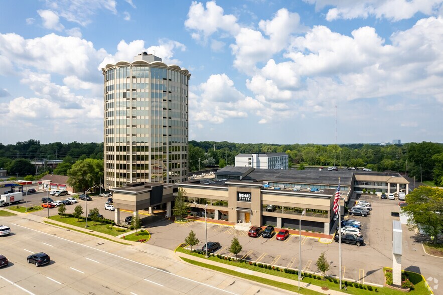 Primary Photo Of 26555 Telegraph Rd, Southfield Hotel For Sale