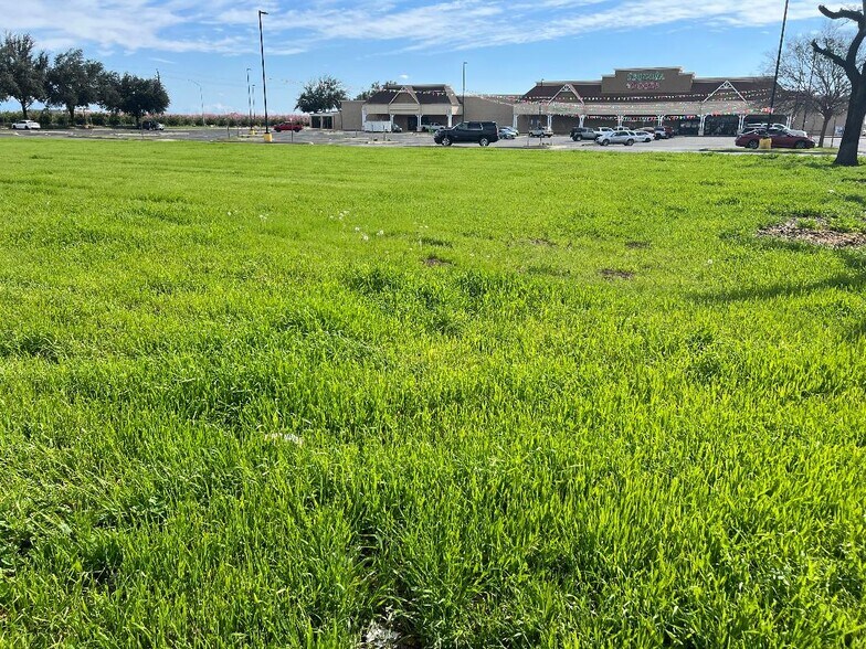 More Photos Of 2770 E El Monte Way, Dinuba Land For Sale