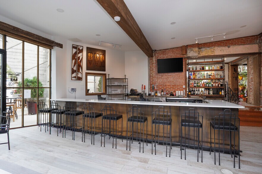 More Photos Of 4457 Main St, Philadelphia Storefront Retail Office For Lease