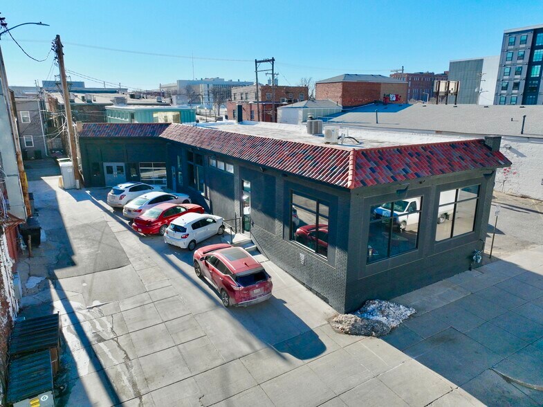 More Photos Of 1029 M St, Lincoln Showroom For Sale