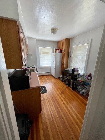 More Photos Of 506 E Liberty St, Charles Town Apartments For Sale