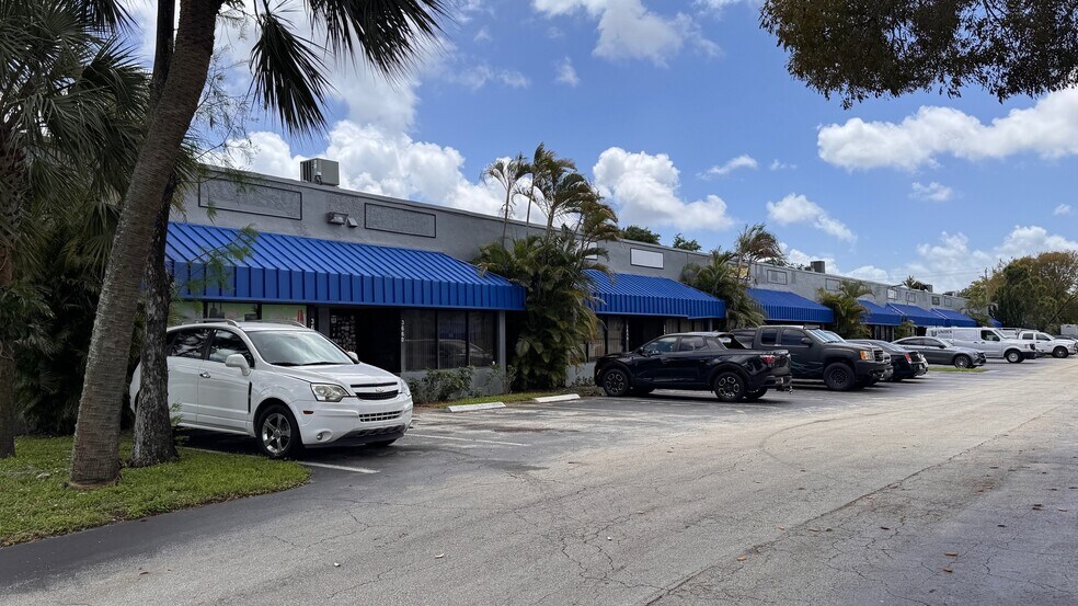 Primary Photo Of 3628-3682 NW 16th St, Lauderhill Light Manufacturing For Sale