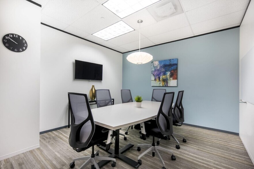 More Photos Of 3333 Lee Pky, Dallas Office For Lease