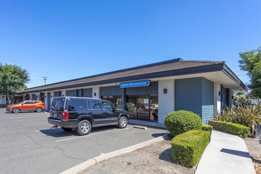 More Photos Of 1800 Tully Rd, Modesto Office For Lease