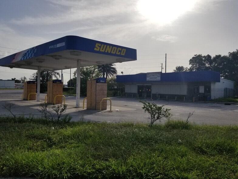 More Photos Of 6201 Edgewater Dr, Orlando Convenience Store For Sale