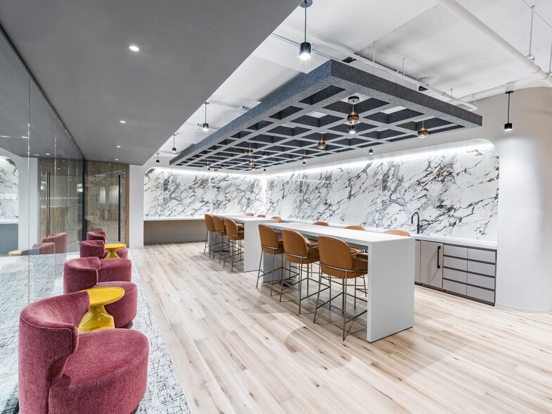 More Photos Of 250 Massachusetts Ave NW, Washington Office For Lease