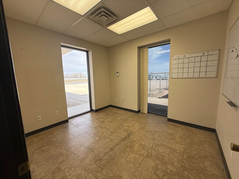 More Photos Of 9105 W Interstate 20, Midland Warehouse For Lease