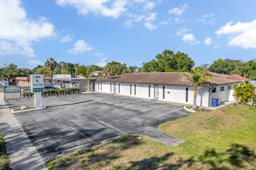 More Photos Of 4109 Armenia Ave, Tampa Medical For Sale