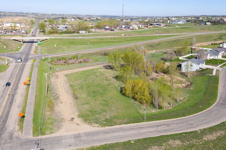 More Photos Of NW Corner Of 4th Ave & 27th St, Minot Land For Sale