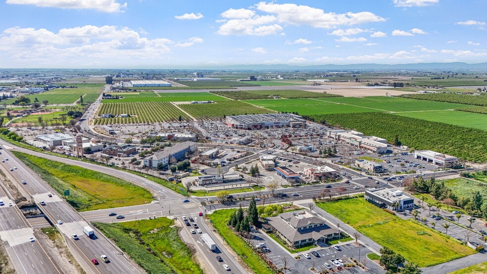 More Photos Of N Tegner Rd, Turlock Unknown For Lease