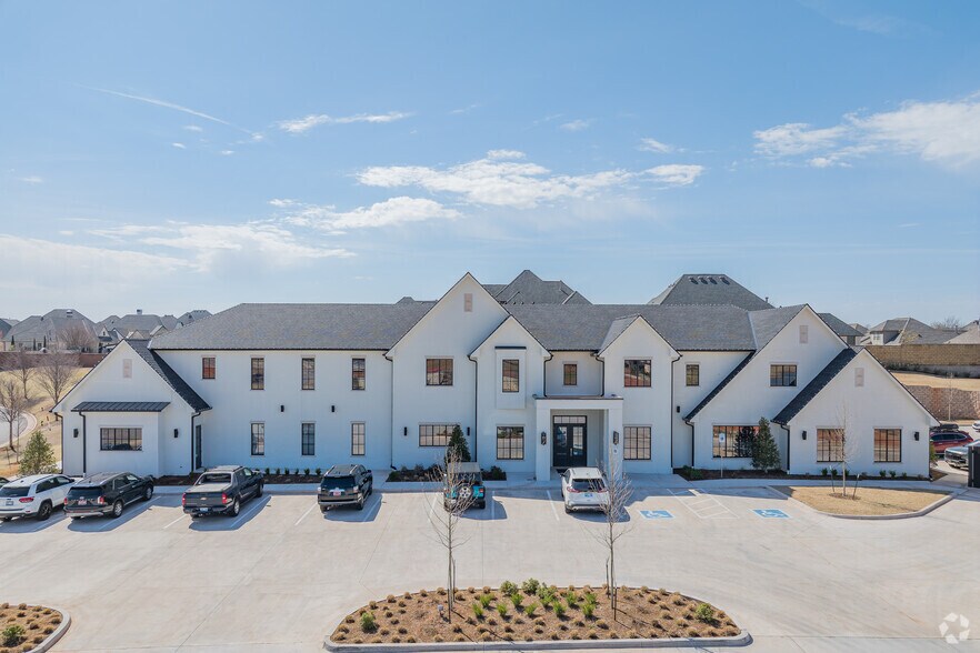 More Photos Of 3030 NW 164th, Edmond Medical For Lease