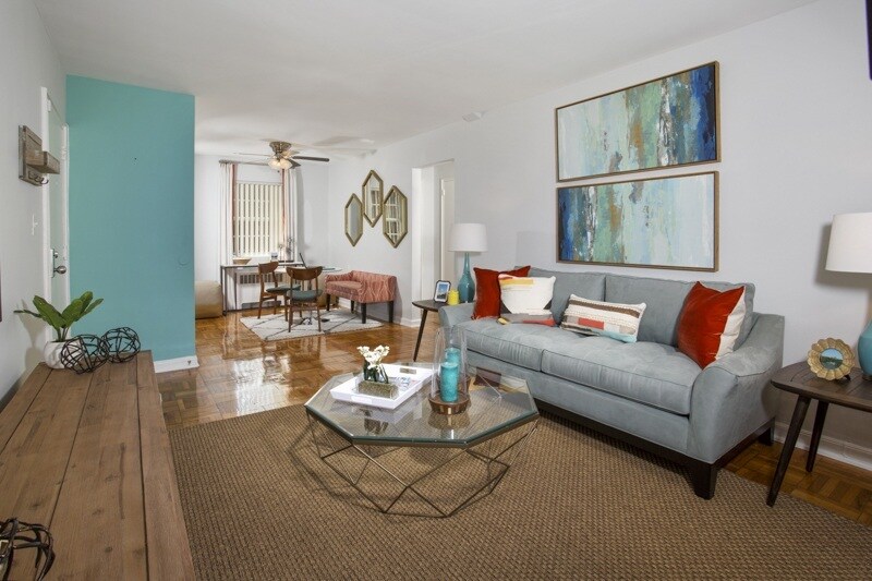 More Photos Of 3301 Chillum Rd, Mount Rainier Apartments For Sale