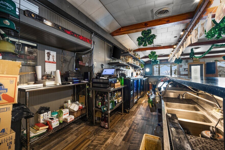 More Photos Of , Beaver Island General Retail For Sale