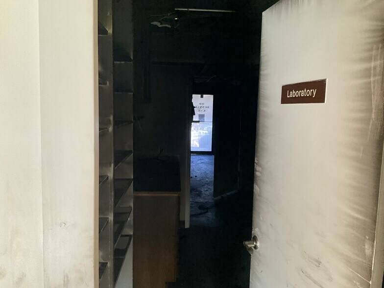 More Photos Of 1409 Kingsley Ave, Orange Park Medical For Sale