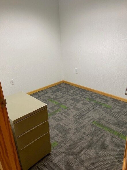 More Photos Of 4210 Highway 14 E, Rochester Industrial For Lease