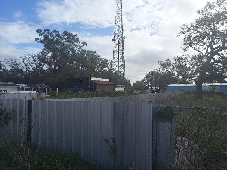 More Photos Of 7604 Broadway Ave, Tampa Freestanding For Sale