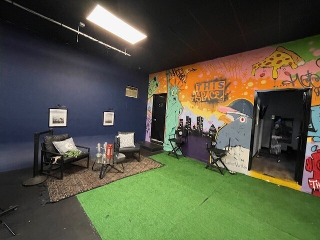 More Photos Of 3117 12th St, Astoria Storefront Retail Residential For Lease