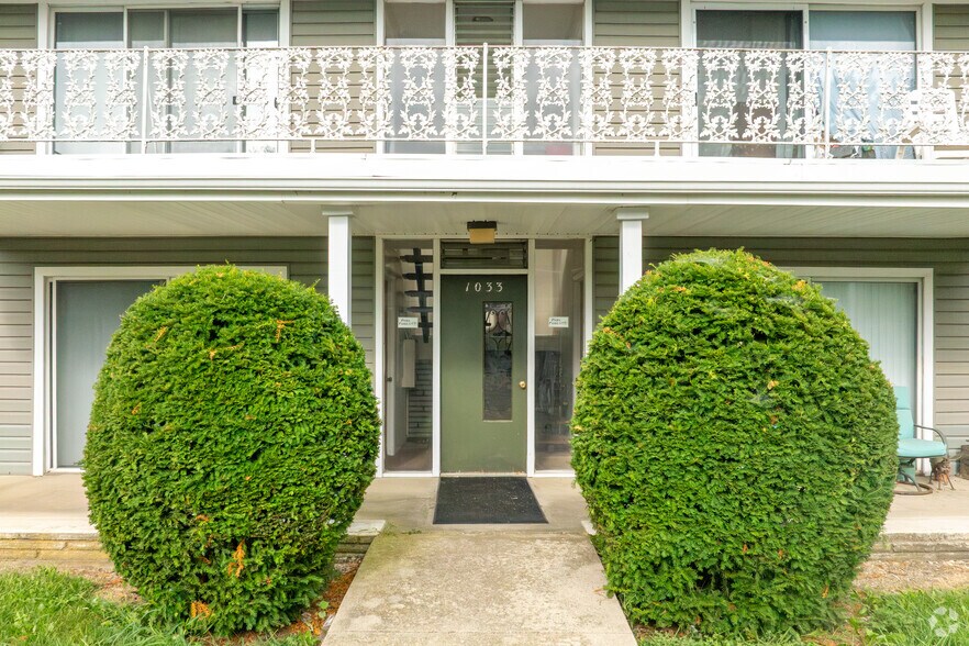 More Photos Of 1005 N Park Forest Dr, Marion Apartments For Sale