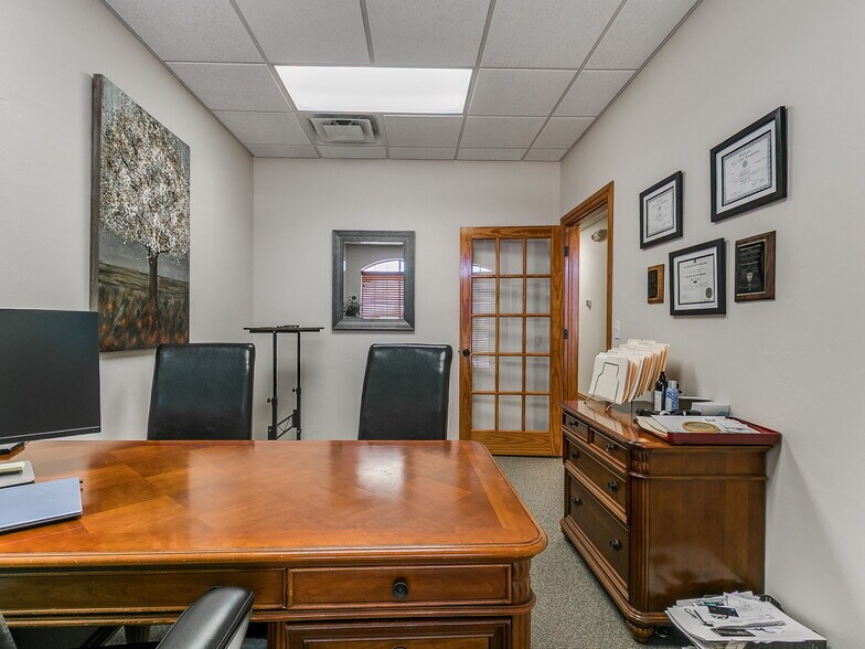 More Photos Of 2326-2350 N Interstate Dr, Norman Office For Sale