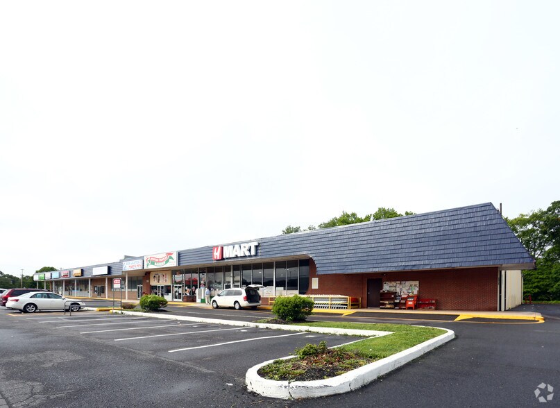 Primary Photo Of 1138-1160 Bristol Oxford Valley Rd, Levittown General Retail For Lease