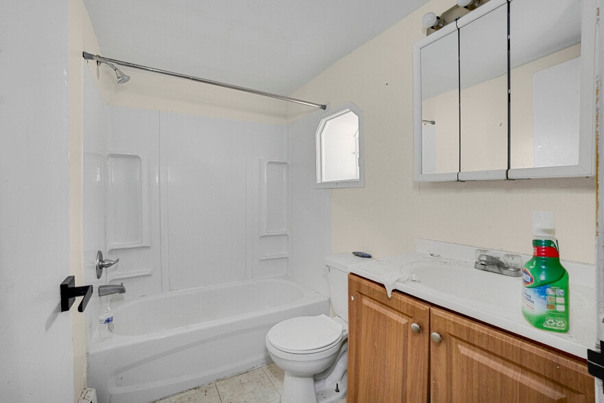 More Photos Of 3600 Greenmount Ave, Baltimore Multifamily For Sale