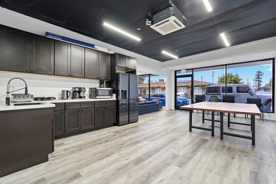 More Photos Of 215-219 E Las Tunas Dr, San Gabriel Storefront Retail Office For Sale