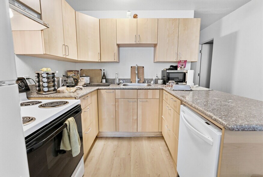 More Photos Of 240 2nd St, Davis Apartments For Sale