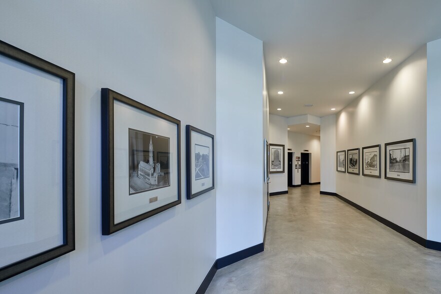 More Photos Of 1100 NE 45th St, Seattle Office Residential For Lease