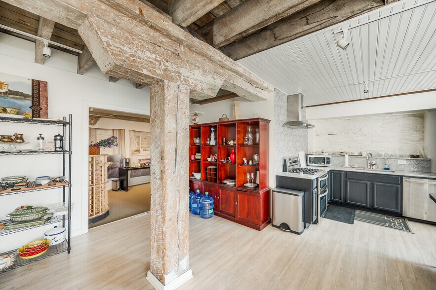 More Photos Of 107 13th St, Lynchburg Warehouse For Sale