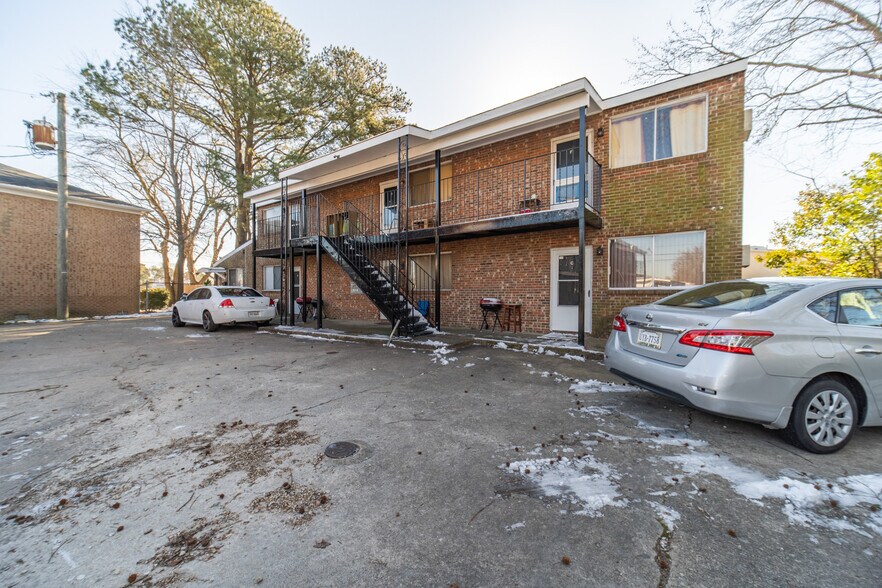 More Photos Of 5537 Iowa Ave, Norfolk Apartments For Sale