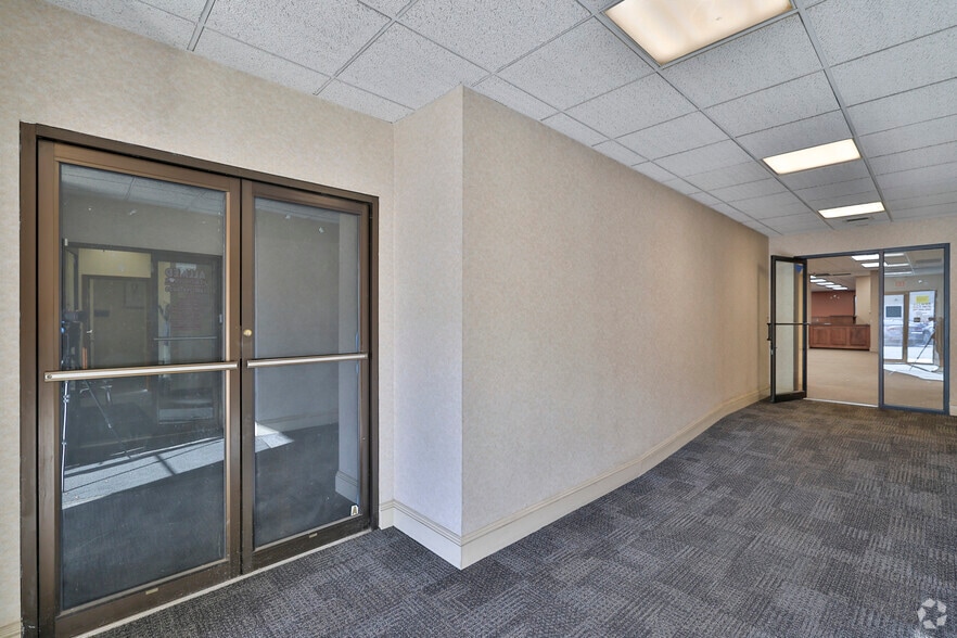 More Photos Of 13-51 River Rd, Fair Lawn General Retail For Sale