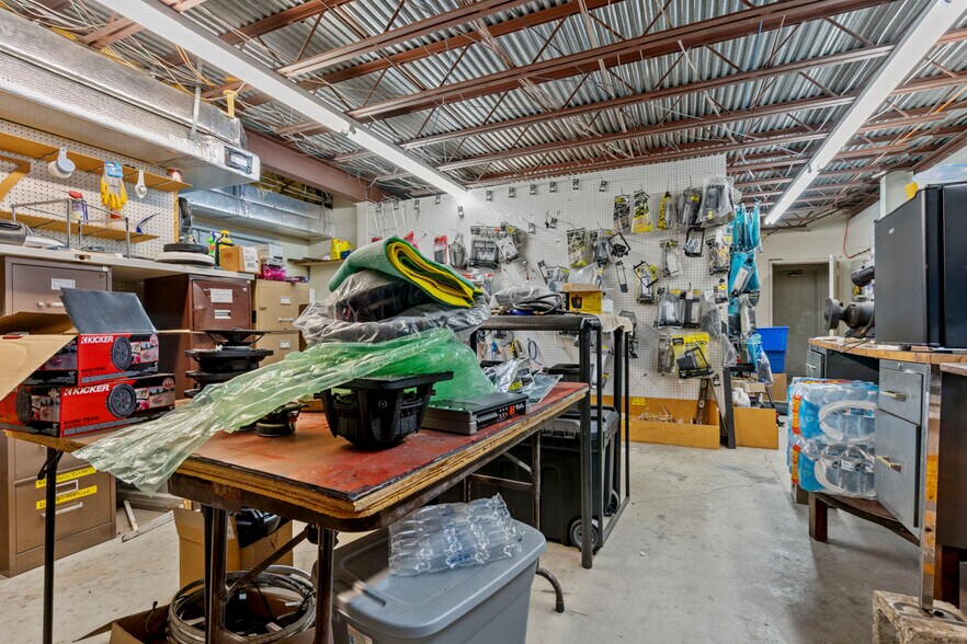 More Photos Of 4145 Fowler St, Fort Myers Auto Repair For Sale