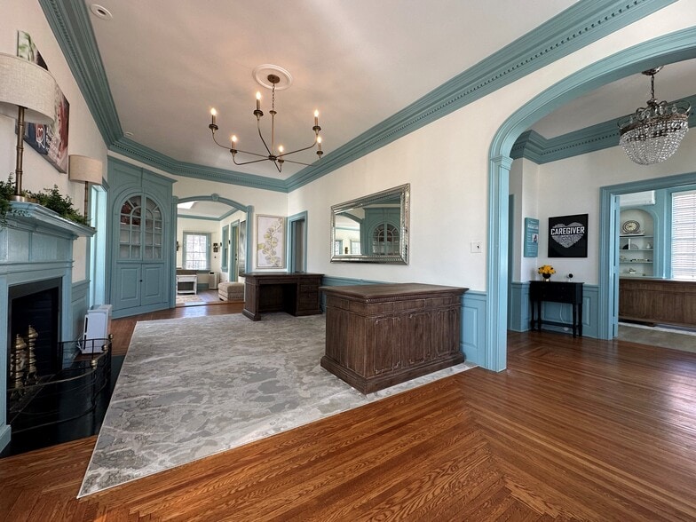 More Photos Of 78 Court St, Freehold Office Residential For Sale