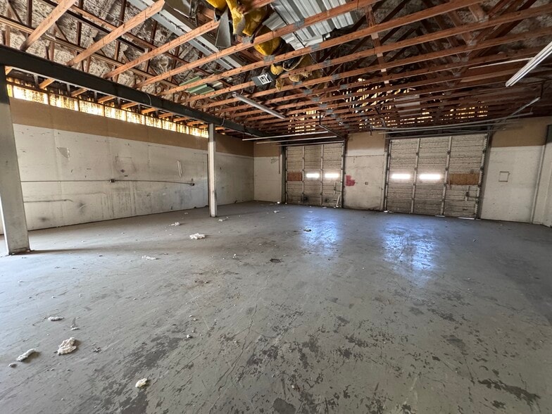 More Photos Of 1902 E 7th Pl, Tulsa Warehouse For Sale