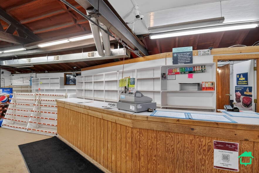 More Photos Of 12763 Ostrander Rd, Maybee Supermarket For Sale