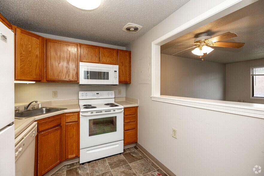 More Photos Of 1104 8th St, Boone Apartments For Sale