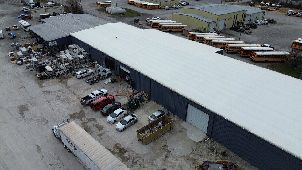 More Photos Of 1230 Industrial Park Rd, Columbia Warehouse For Lease