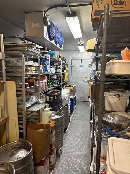 More Photos Of 8911 Daniels Pky, Fort Myers Storefront Retail Office For Lease