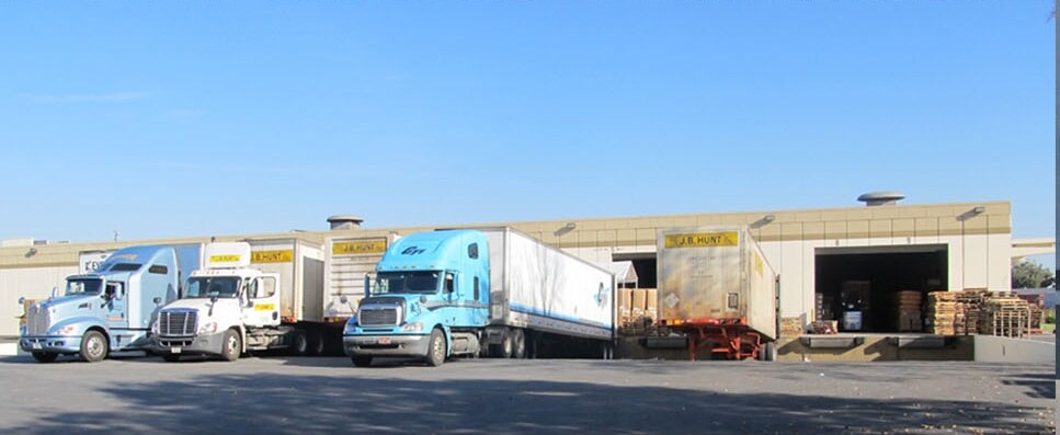 More Photos Of 12910 Mulberry Dr, Whittier Distribution For Lease