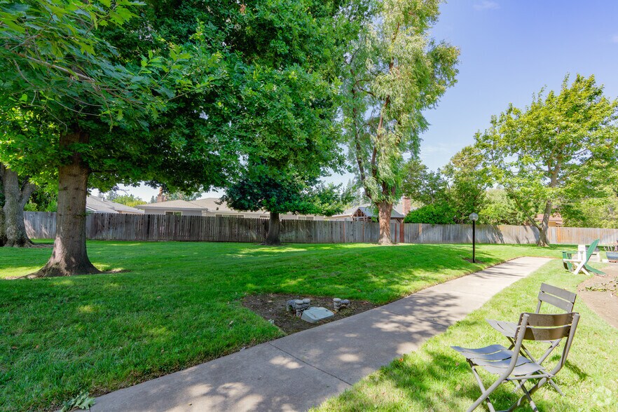 More Photos Of 6290 Fennwood Ct, Sacramento Apartments For Sale
